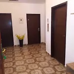 شقة Marija